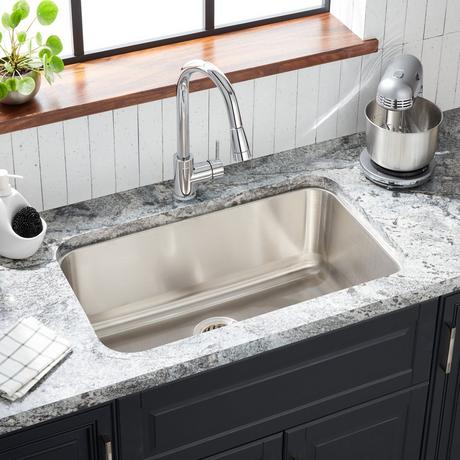 30" Calverton Stainless Steel Undermount Kitchen Sink