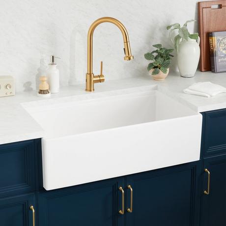 33" Brumfield Fireclay Farmhouse Sink - White
